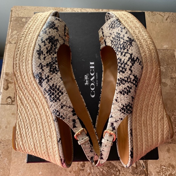 Coach Espadrilles Sandals Size 9 - Picture 2 of 6